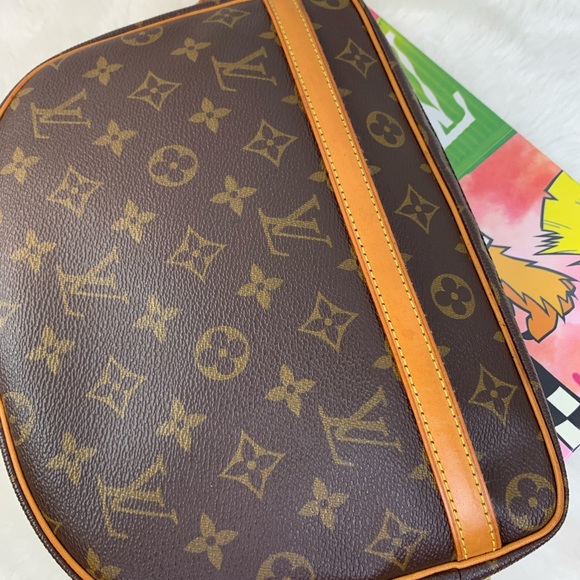 ❗️SOLD❗️🛍Louis Vuitton Jeune Fille GM🛍 - Picture 9 of 16